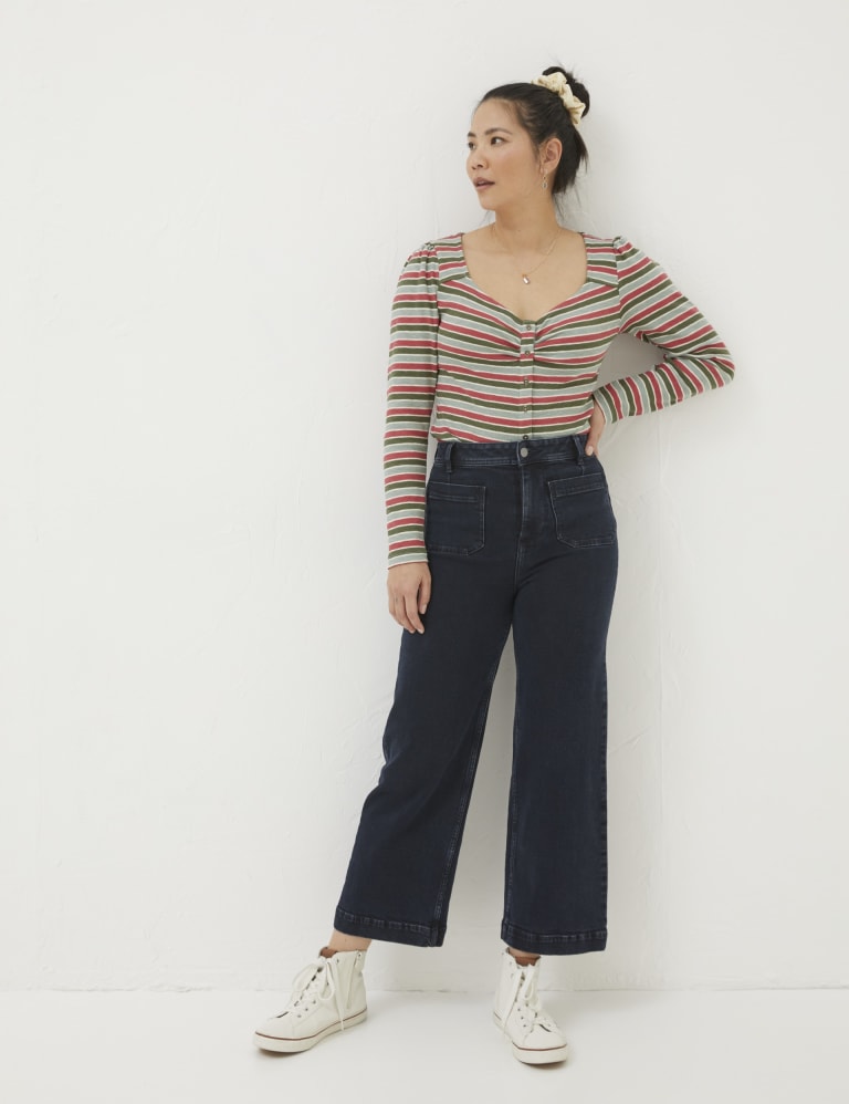 Wide Leg Cropped Jeans