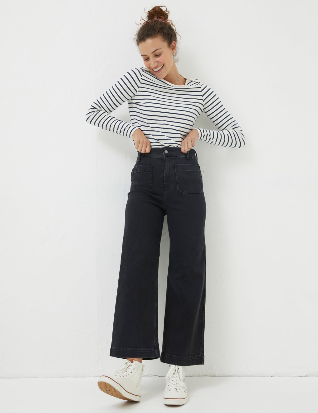 Wide leg cropped black sales jeans