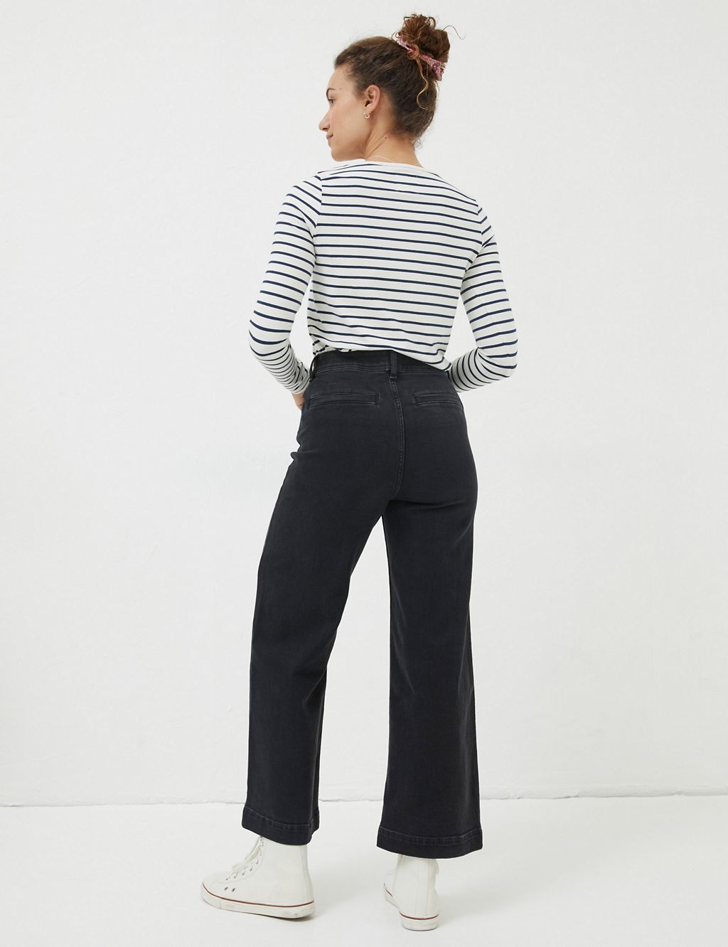 Wide Leg Cropped Jeans 4 of 5