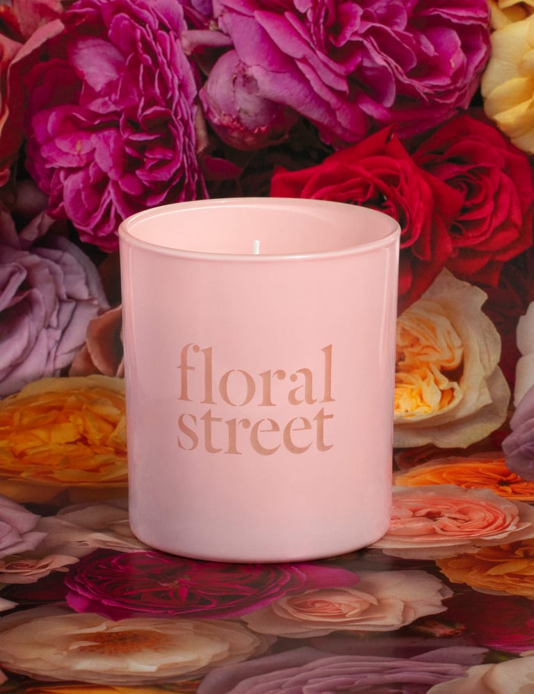 Wonderland Bloom Scented Candle 3 of 5