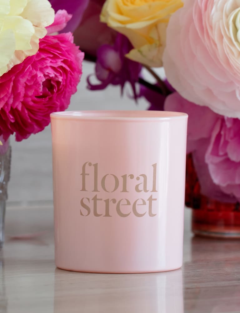Clarks scent flower store