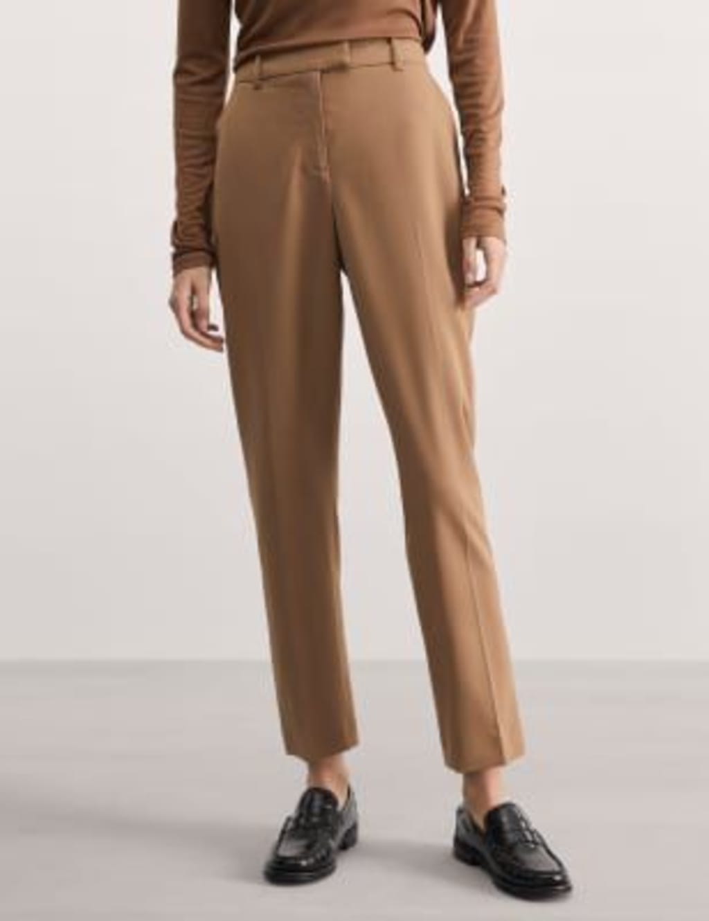 Cropped trousers