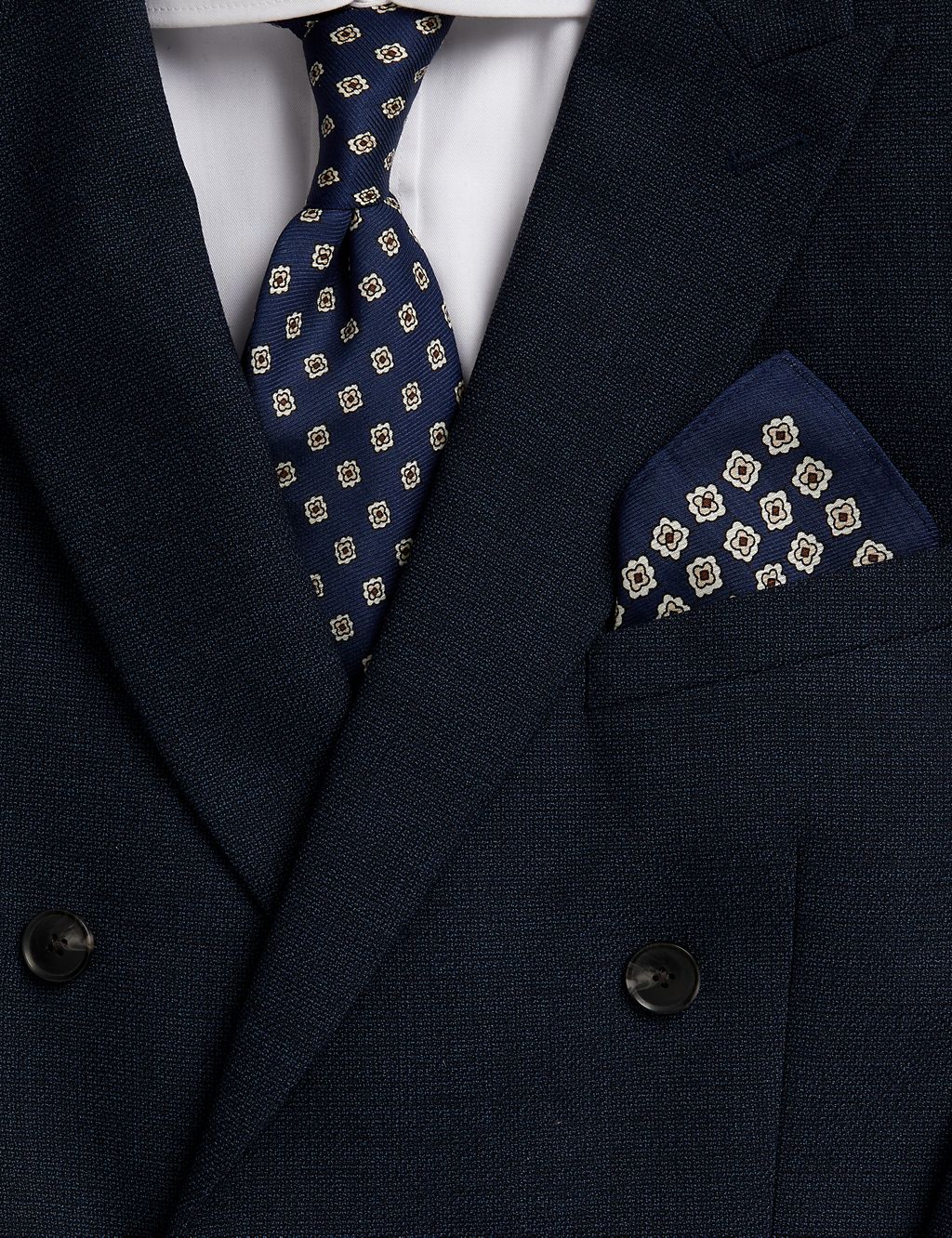 Wool Rich Tie & Pocket Square Set 3 of 3