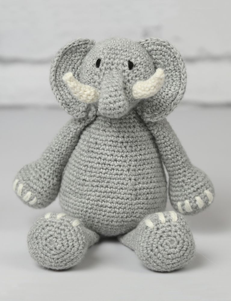 Wool Roy Elephant Crochet Kit 2 of 5