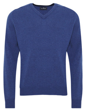 XXXL Extrafine Pure Lambswool V-Neck Jumper Image 2 of 4