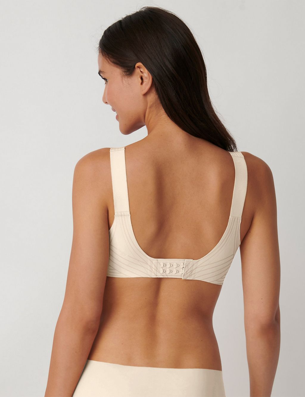 Zero Feel 2.0 Non Padded Non Wired Bralette 5 of 6