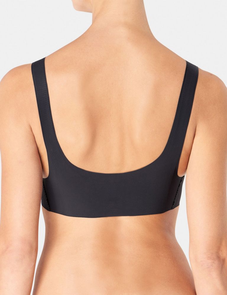 Buy SLOGGI ZERO Feel Non-Wired Fixed Strap Heavily Padded Women's Beginners  Bra